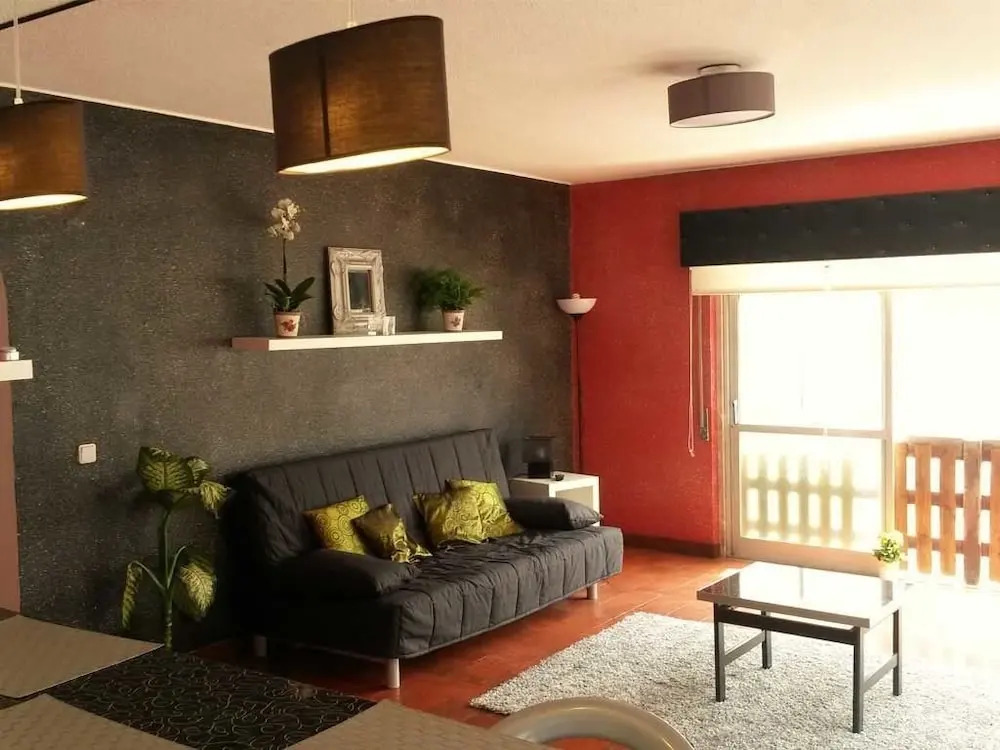 Caparica Central Apartment by Host-Point