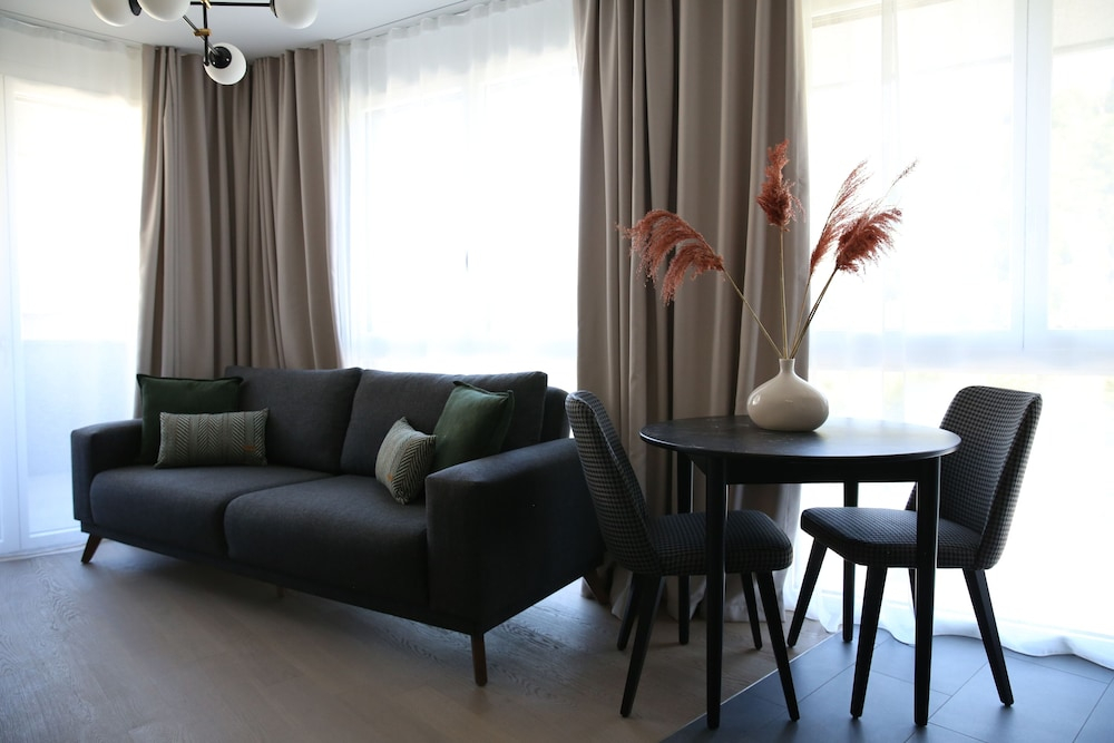 Lamira Serviced Apartments Zurich City