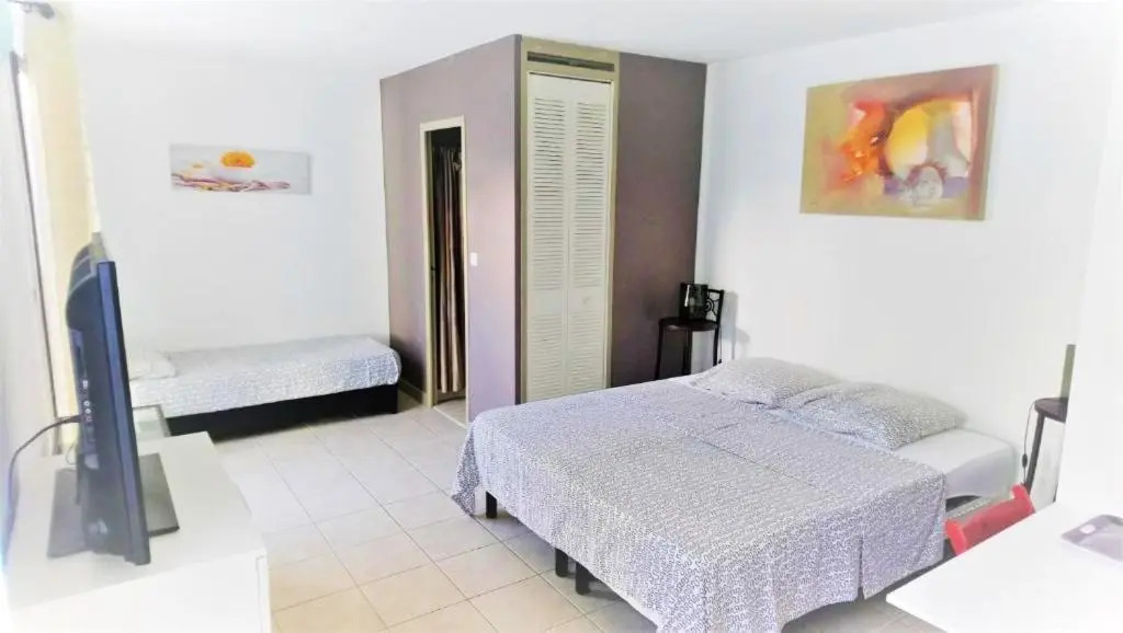 Studio a Palavas les Flots a 40 m de la plage avec terrasse amenagee et wifi