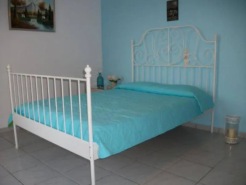 Stephania Apartments
