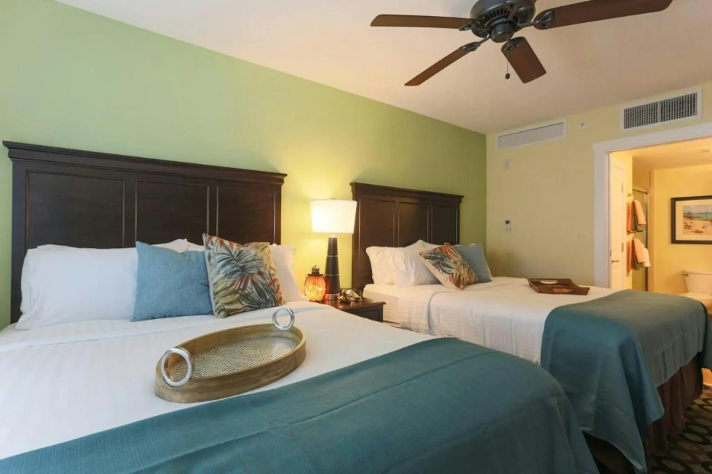 Harbourside Resort, a New Hotel Collection Property
