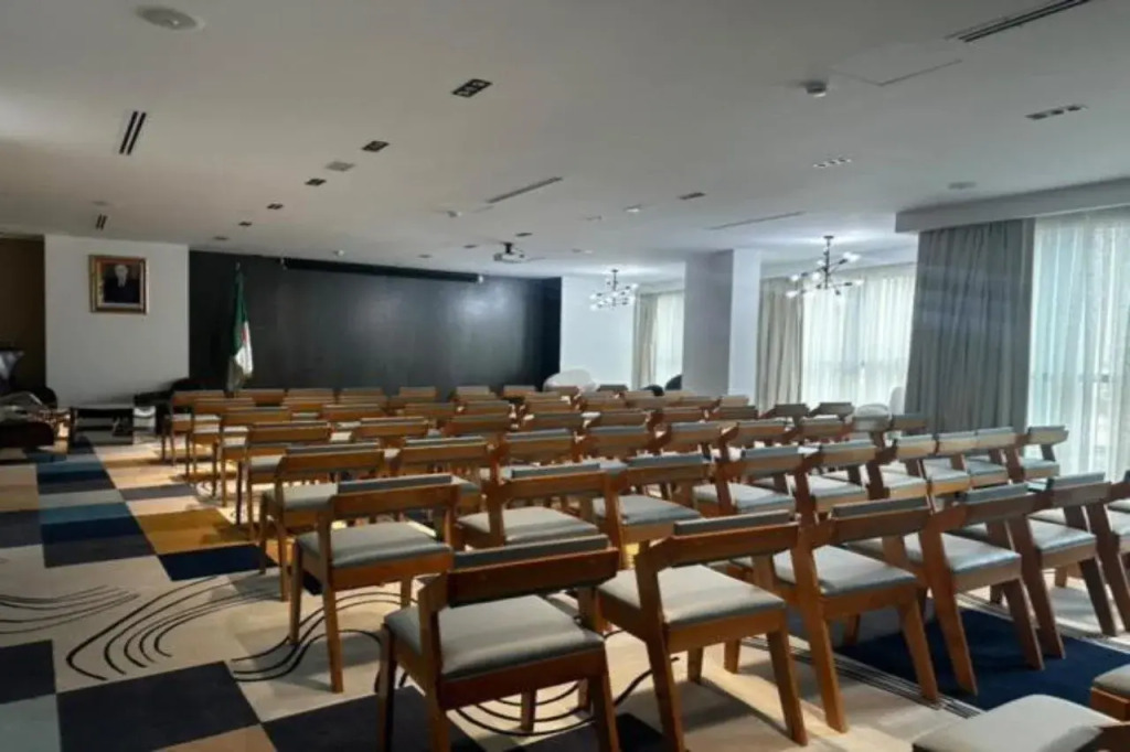 ONYX By Luna Hotel