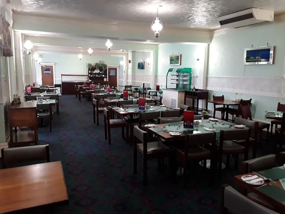 Royal Hotel