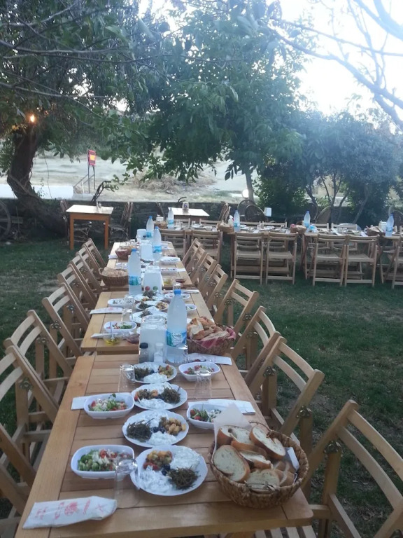 Gokceada Uysallar Köy Evi