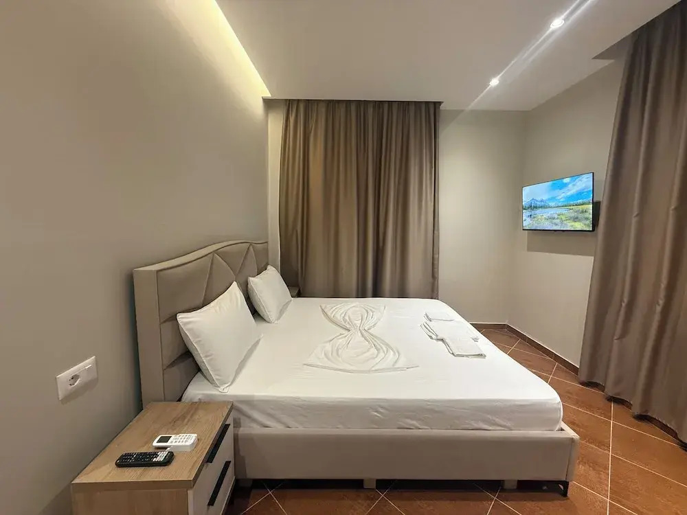 Kalpazo Rental Hotel Tommy Durres
