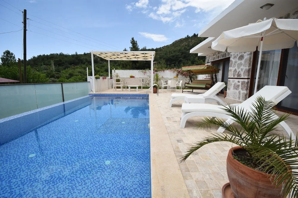 Villa Otantik