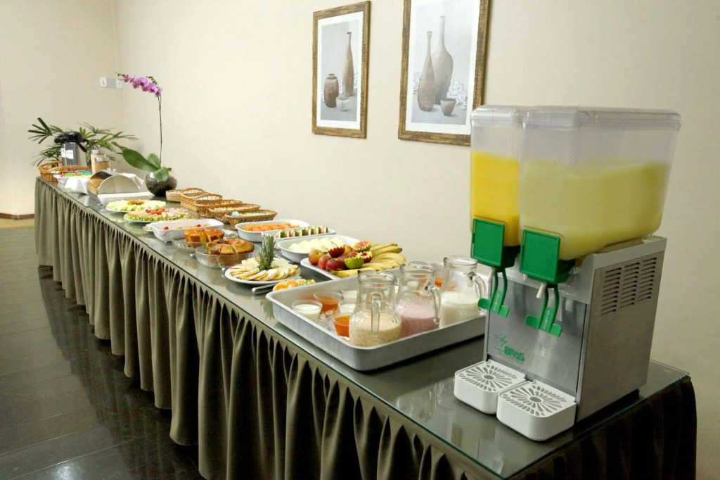 Indaiá Hotel