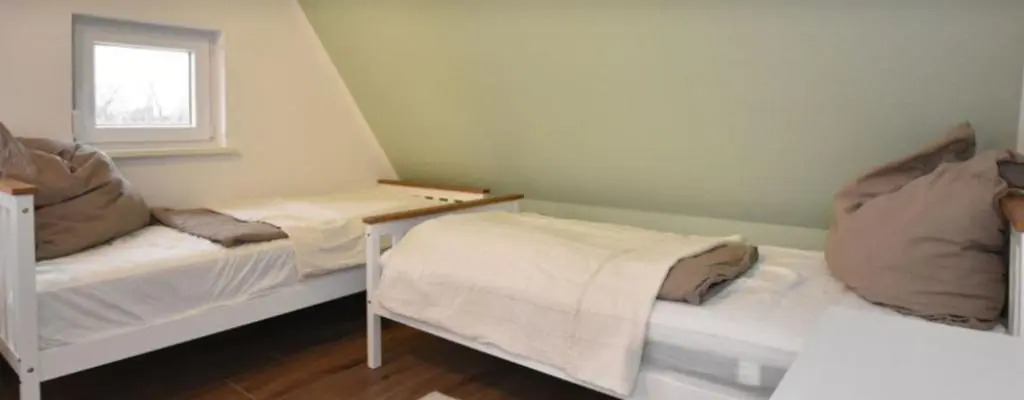 Reethaus Strandgut - geräumiges FH, 5 Schlafzimmer, Sauna und 3 Terrassen, Balkon