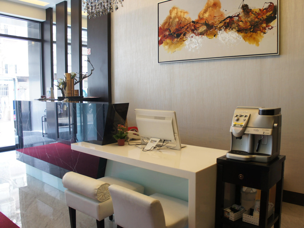 一中斑鳩巢 Bonjour Inn
