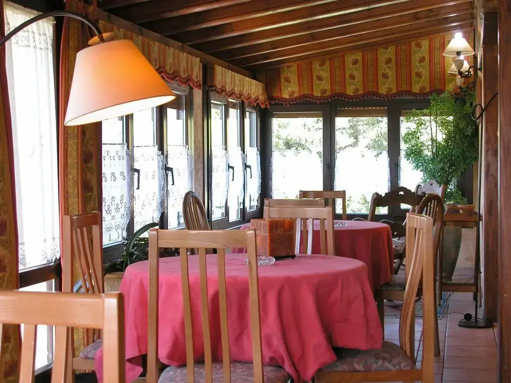 Hostal Arostegui