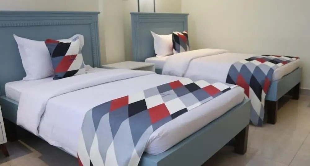 Avesta Hotel
