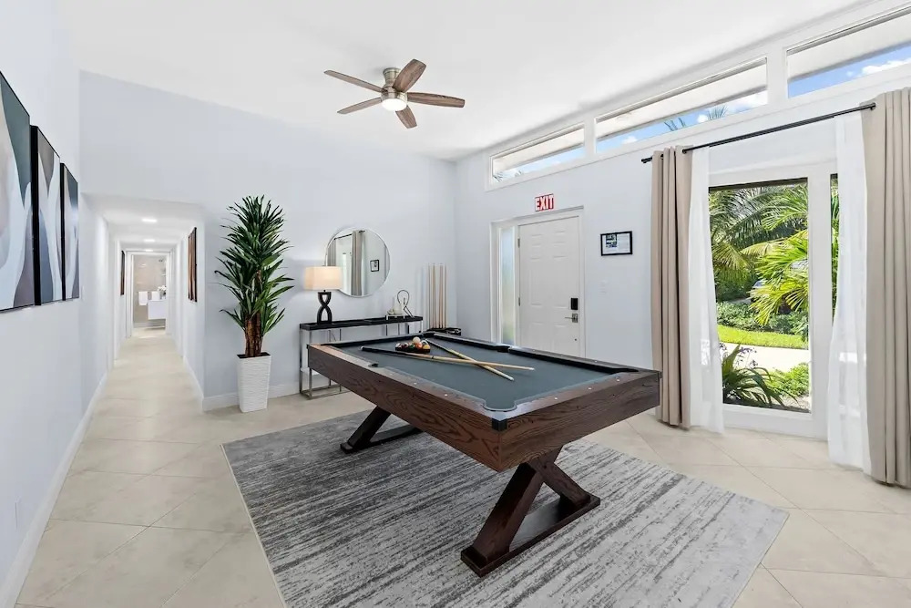 4BR Intracoastal Retreat With Pool, Games & More!