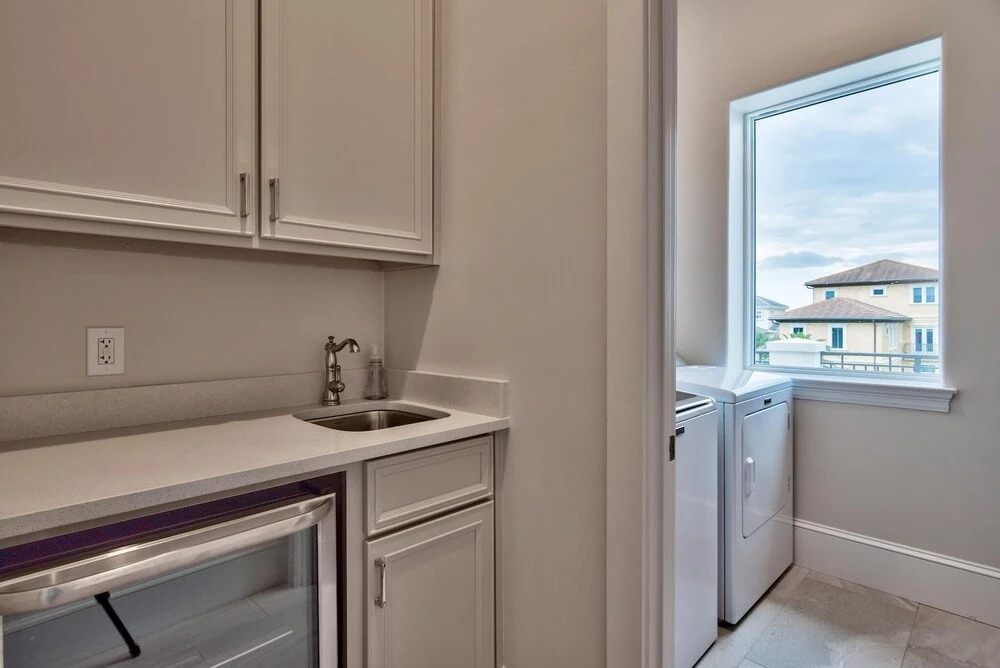 Seastar Palazzo Luxury Across From Beach