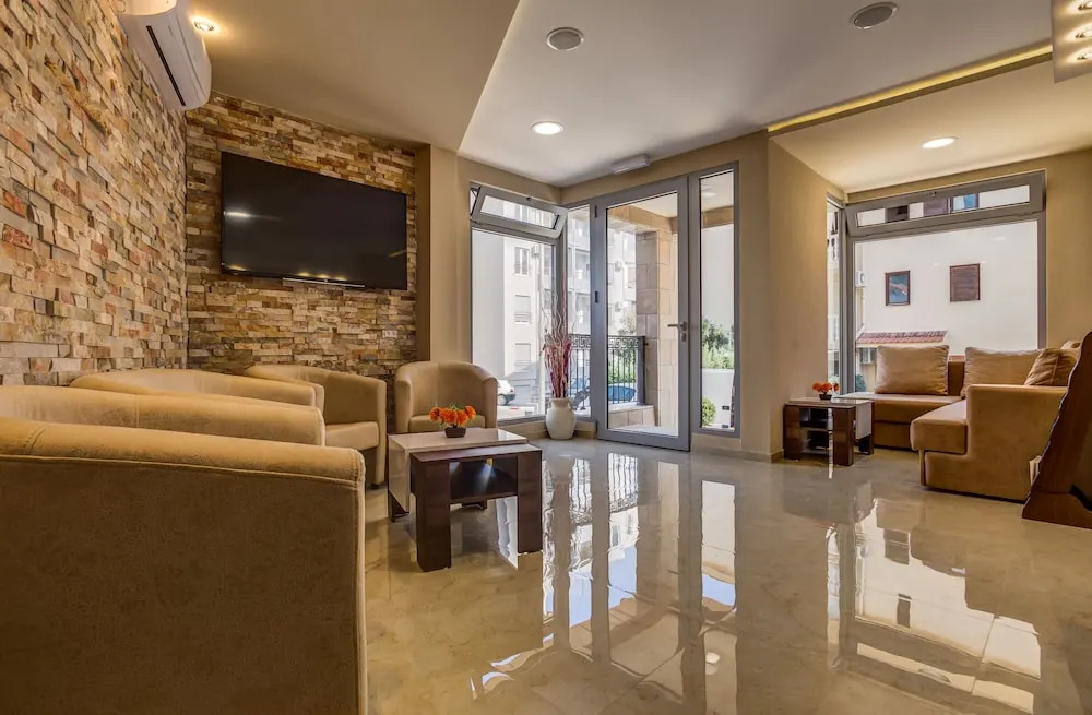 Al Mare apartments Budva