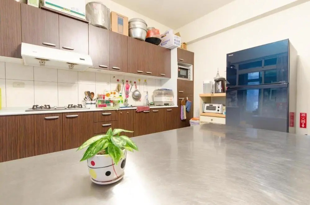 Dan Dan House