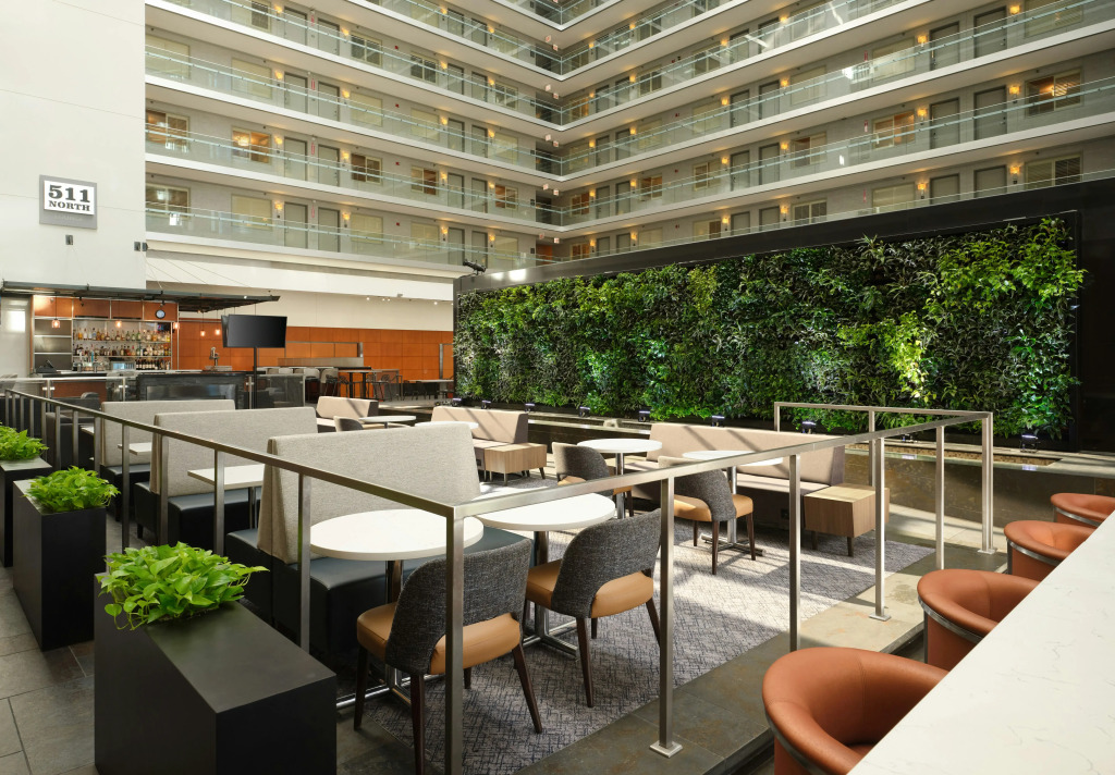 Embassy Suites by Hilton Chicago Downtown Magnificent Mile