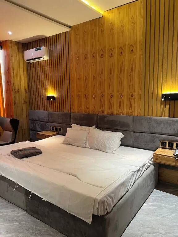 360 apartments and hotels