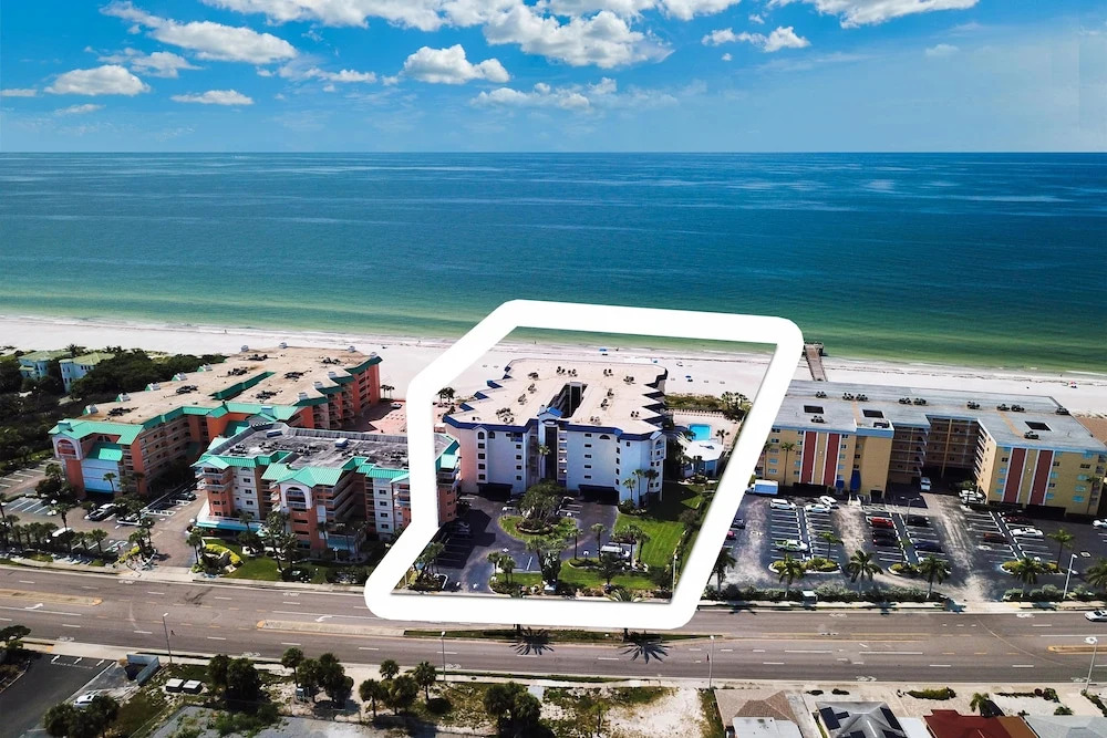 New Listing! Beachfront Perch W/ Pool & Balcony 2 Bedroom Condo