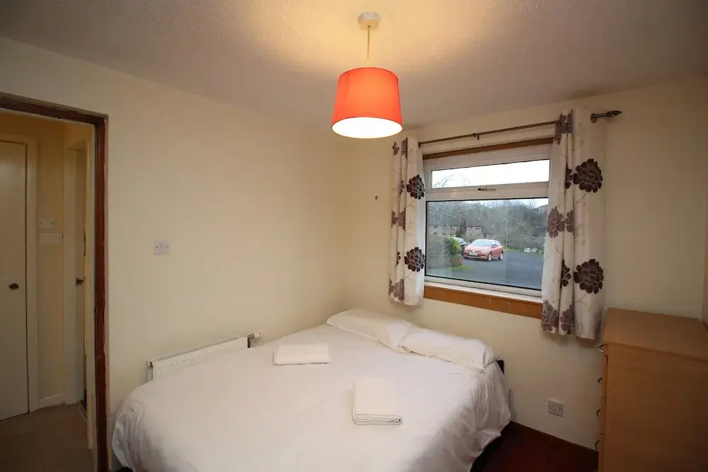NEW 2BD Flat With Garden Views - West End Glasgow