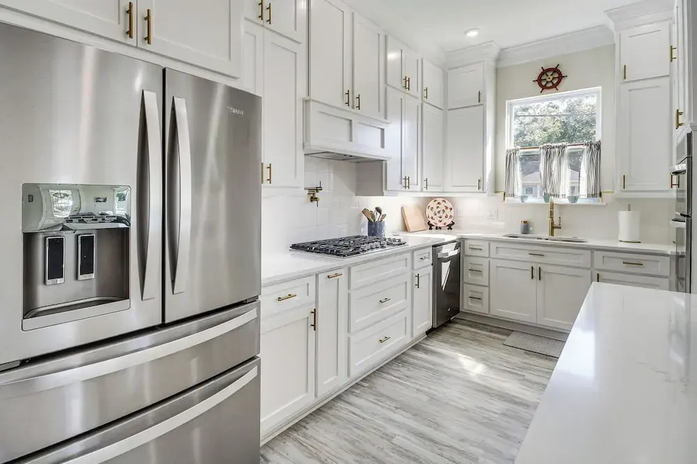 Steps to Beach: Modern Gulfport Getaway!