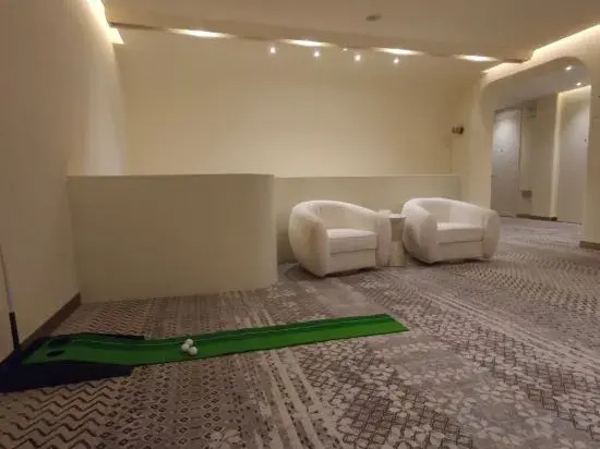 Harbin Dongqing Business Hotel