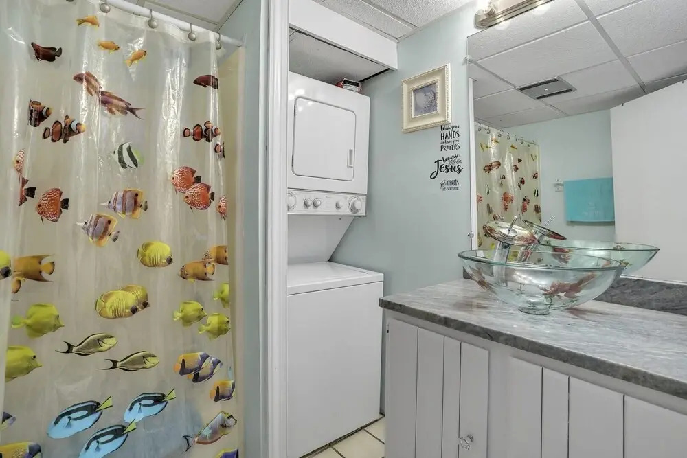 Crab Cove On The Bay 407 3 Bedroom Condo by RedAwning