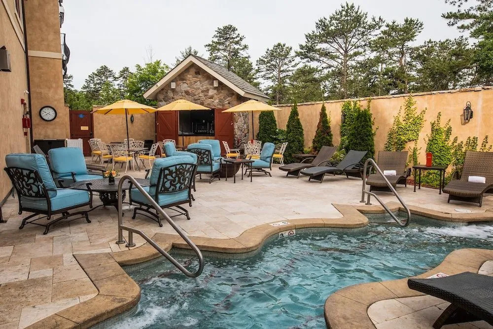Mirbeau Inn & Spa - Plymouth