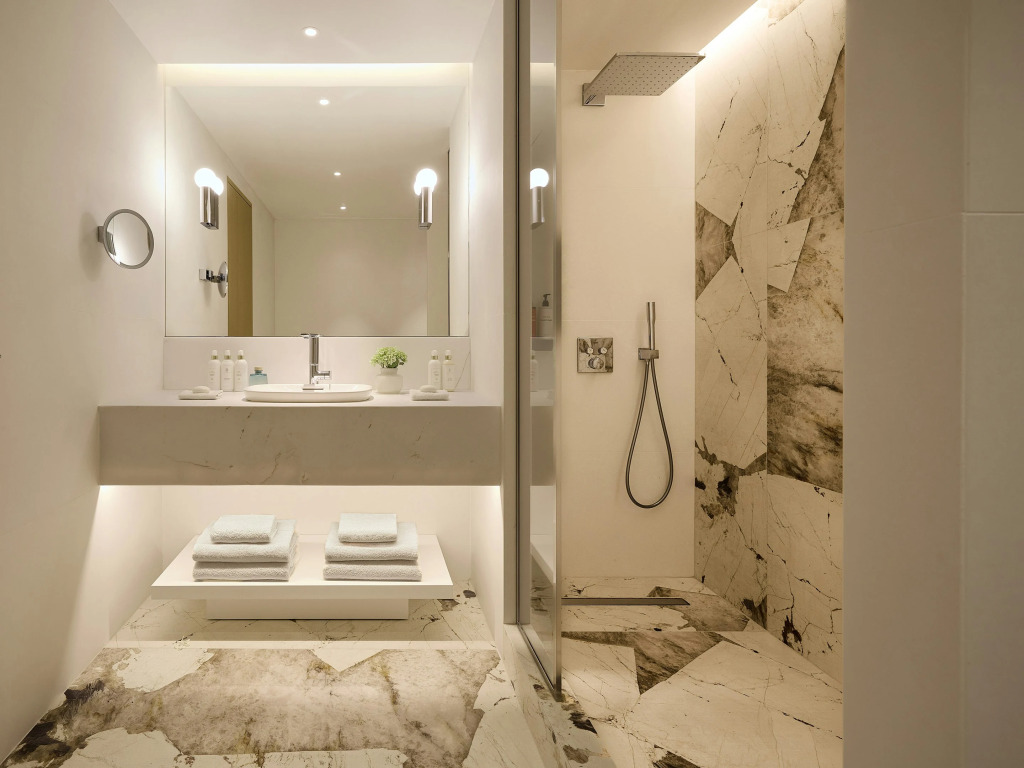 The Roc Club, A Grecotel Hotel to Live