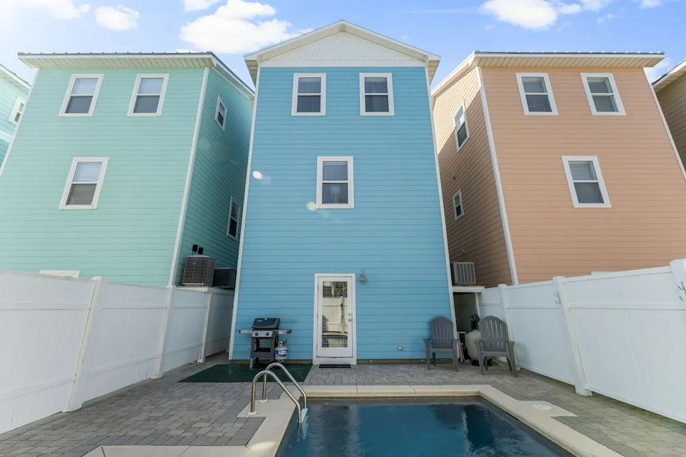Spectacular Gulf Views w/ Private Pool! Remarkable 3BR 3.5ba Bedding for 12!