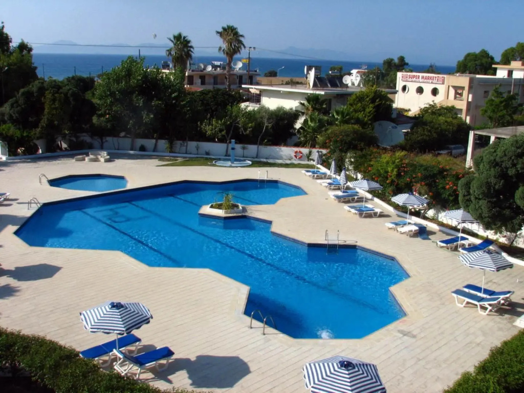 Happy Days Hotel, Adults Only