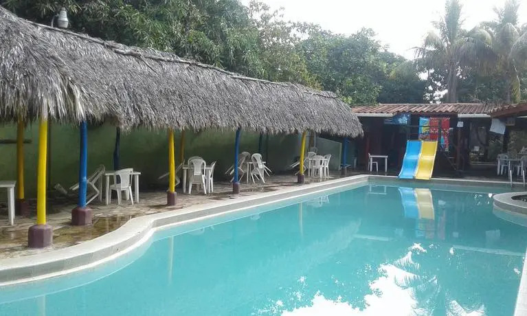 Hotel y Restaurante Charlie's