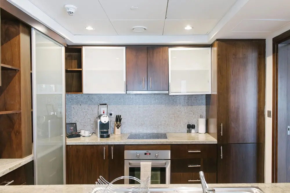 Faraway Homes - Park Island Luxury