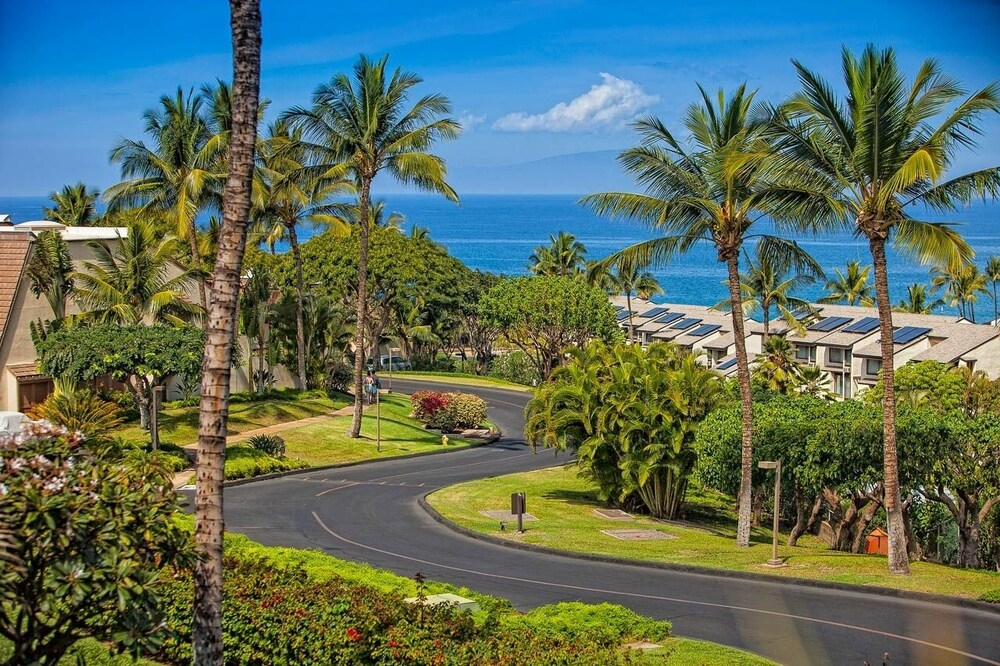 Maui Kamaole B102 1 Bedroom Condo
