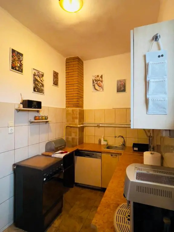 Little Cute Central House