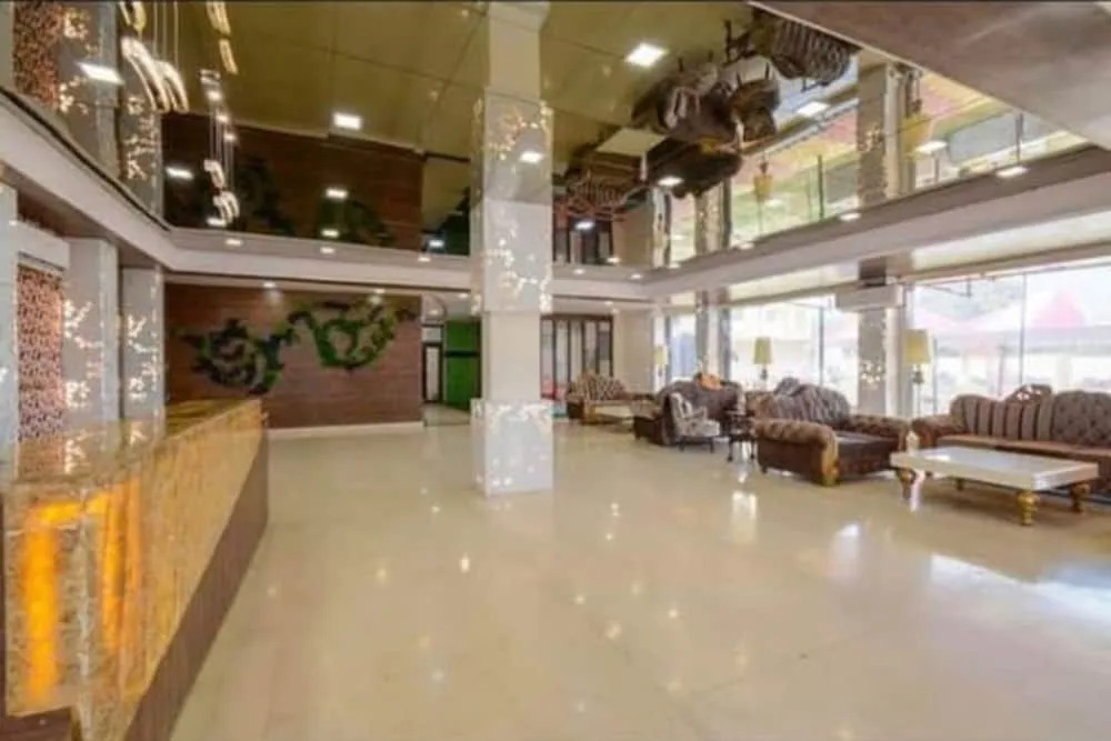 Hotel Raj Palace