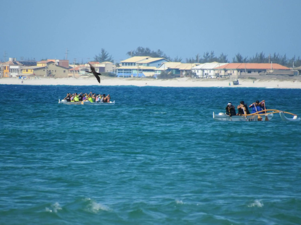 Aptº 2 QUARTOS COM AR SPLIT, 2 BANHEIROS, VARANDA- ÓTIMO PARA FAMÍLIA- PROX - PRAIA DO FORTE- CENTRO- RUA DOS BIQUÍNIS