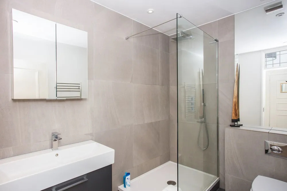 FG Property - Notting Hill, Chesterton Road, Gr. Floor