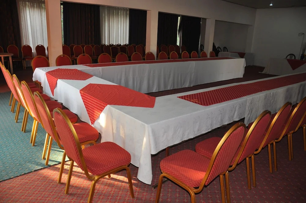 Tropic Inn Hotel