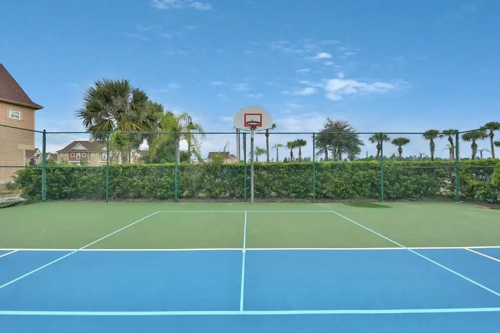 Only 10 Minutes from Disney 3Bd Family Home (2761), Kissimmee, US