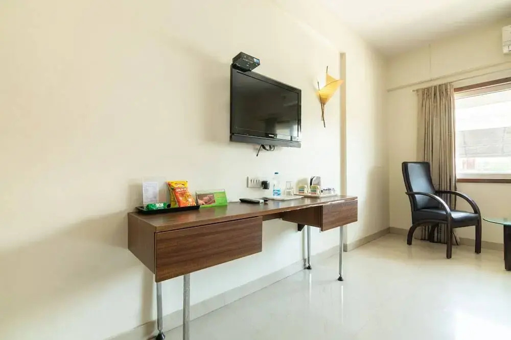 Hotel Ekaa by OYO Rooms