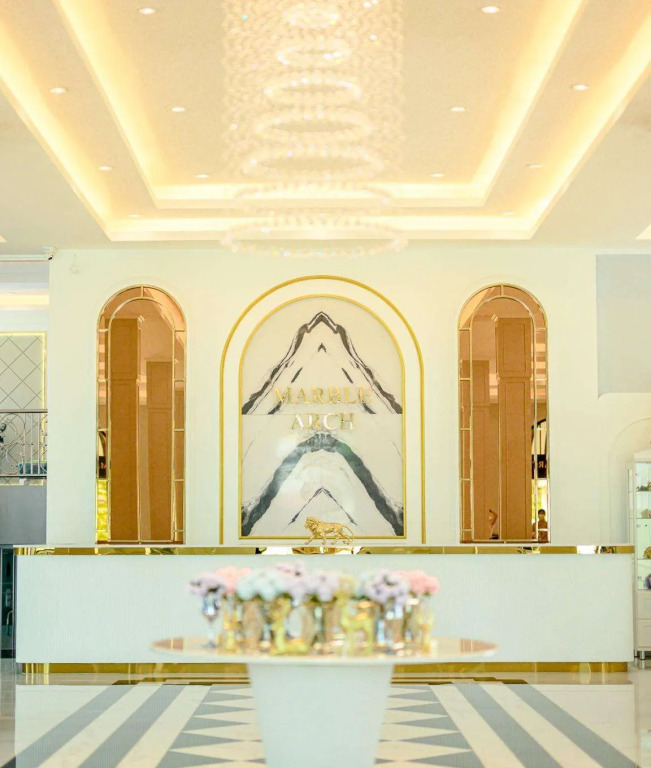 Marble Arch De Loei Hotel