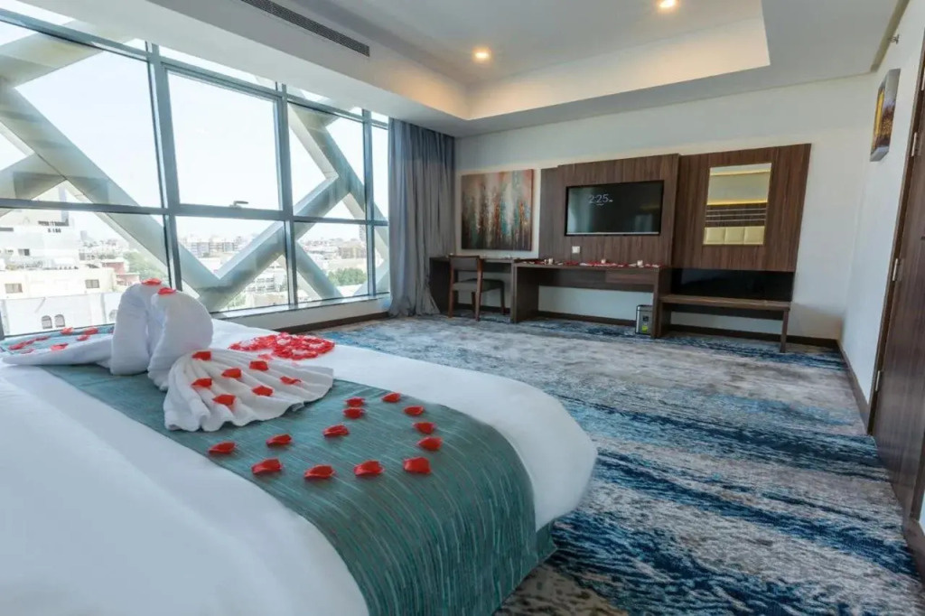 White Diamond Hotel Sari
