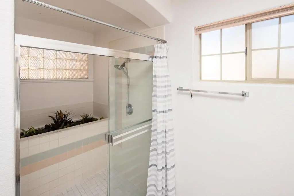 NEW! Desert Pool & Spa Home, Minutes To Beach!