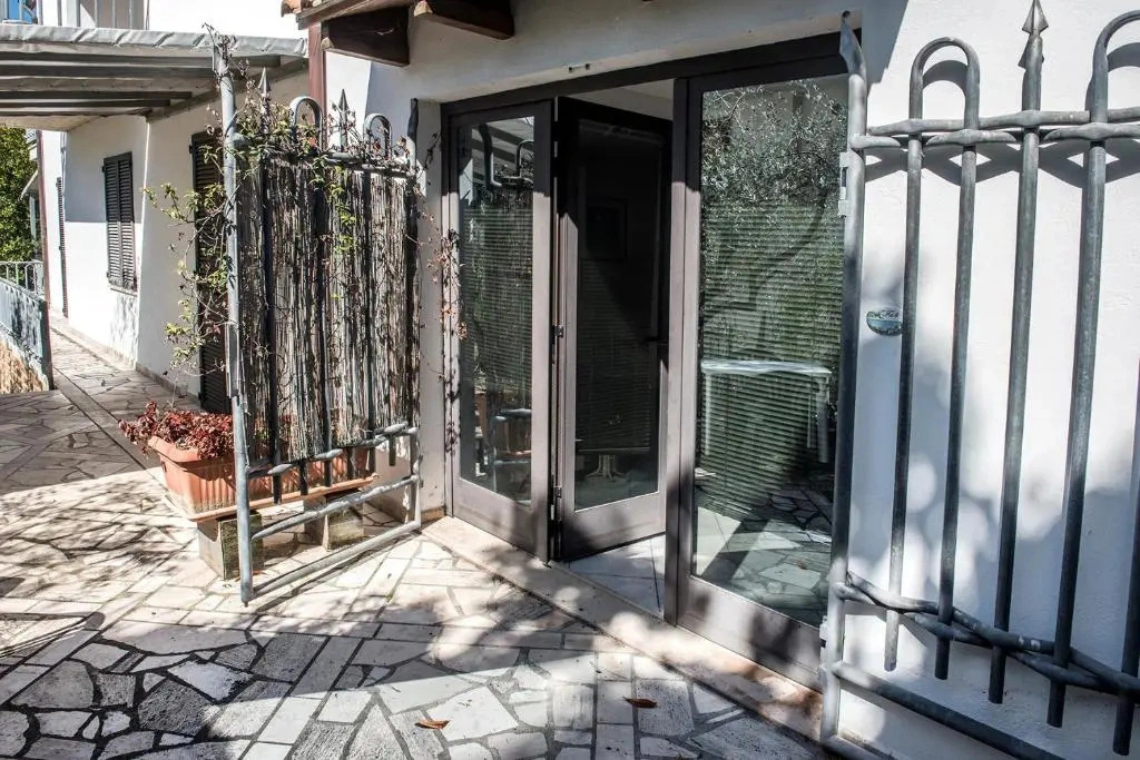 N08 - Numana, comodo trilocale con terrazzo