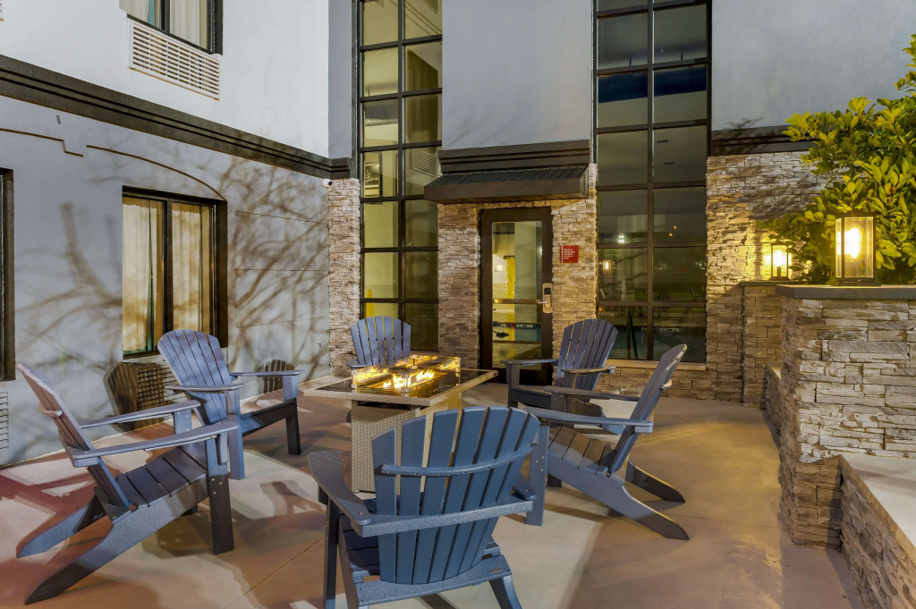 Best Western Plus Greenwood Indy South Inn