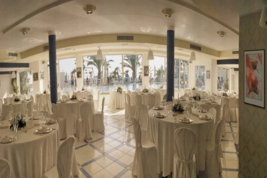 Hotel La Playa