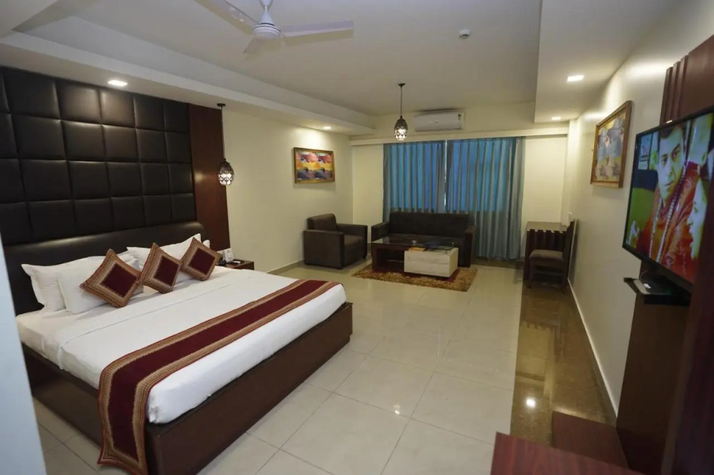 Hotel AVN Grand