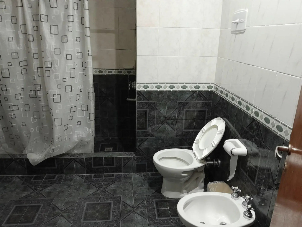 Hotel PANAME, CERCA DE LA RURAL , EMBAJADA EEUU , HIPÓDROMO DE PALERMO Y CAMPO DE POLO