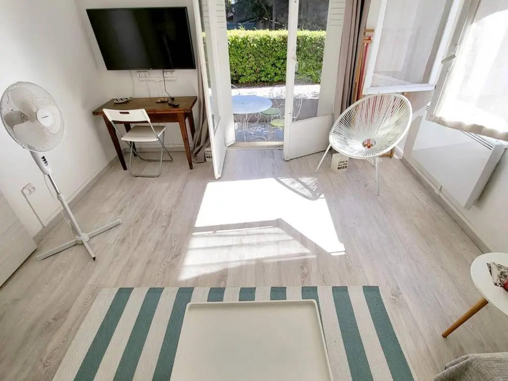 Appartement Six-Fours-les-Plages, 2 pièces, 4 personnes - FR-1-316-232