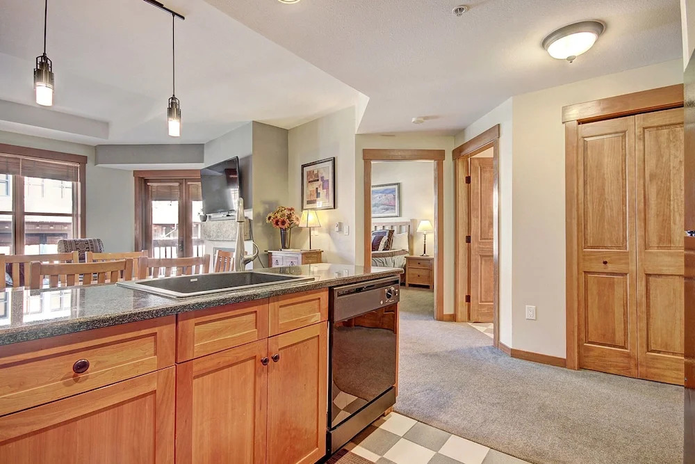 Co405 Copper One Lodge 2 Bedrooms 2 Bathrooms Condo